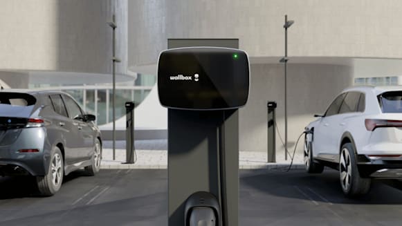 CMX2s_PACKSHOT_BLACK_001-min-opt CMX2s PACKSHOT BLACK 001 min opt